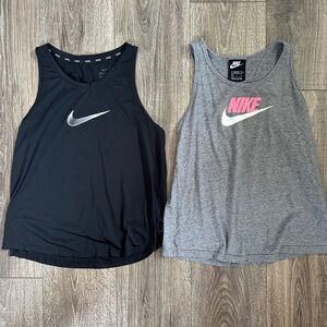 Bundle Nike Girls Athletic Tops